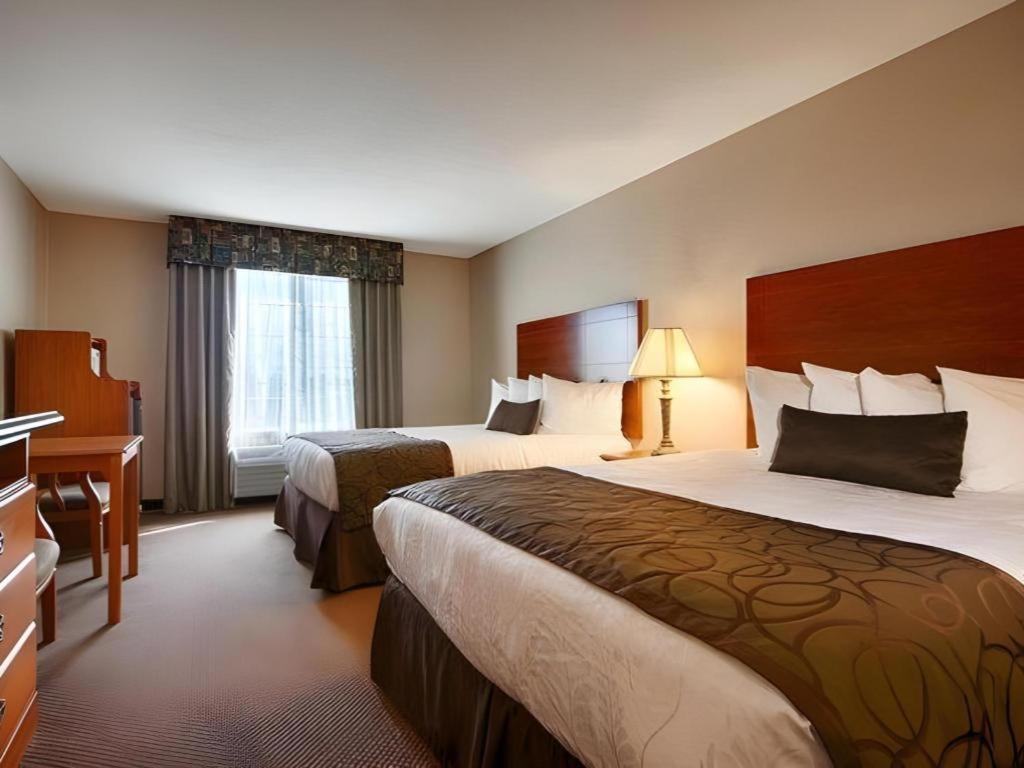 Best Western Plus Twin View Inn And Suites Redding Exterior photo